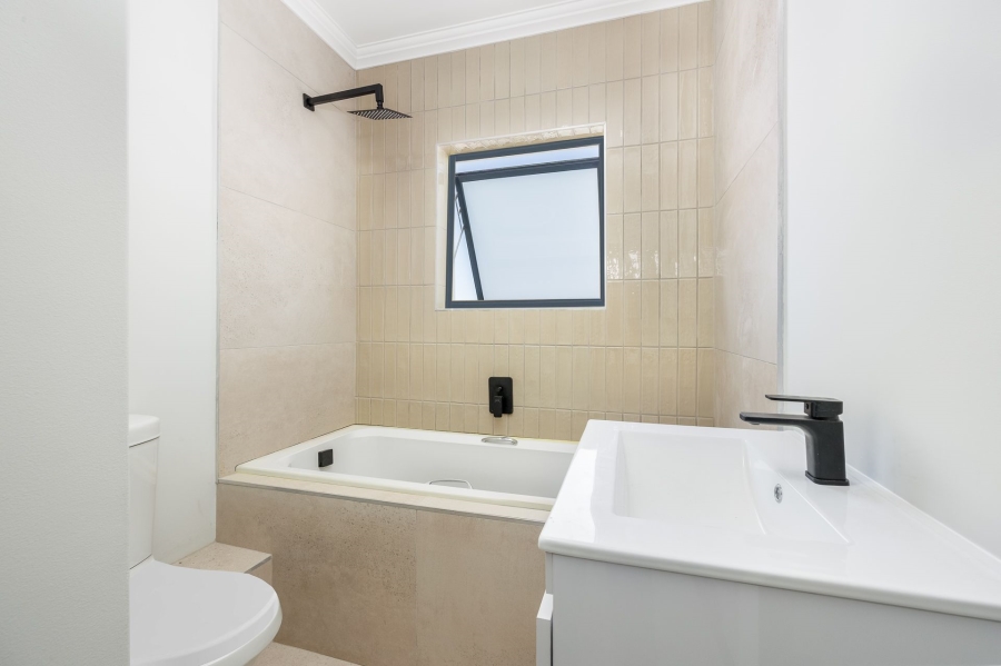 To Let 3 Bedroom Property for Rent in Brackenfell South Western Cape